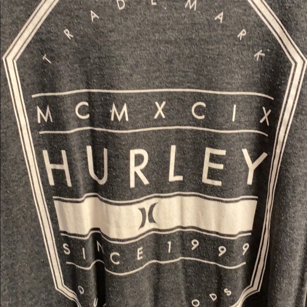 Hurley tee.